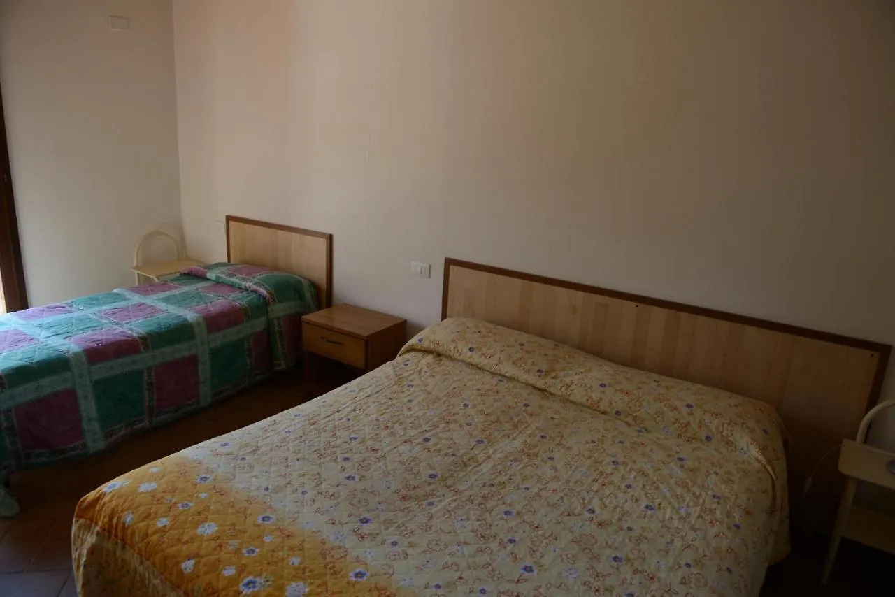 Residence San Francesco Pomarance 0*,